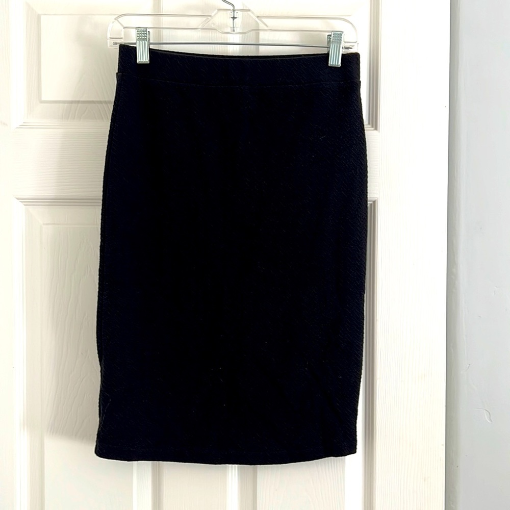 Roxy below the knee black textured skirt.  Cotton. Size small
